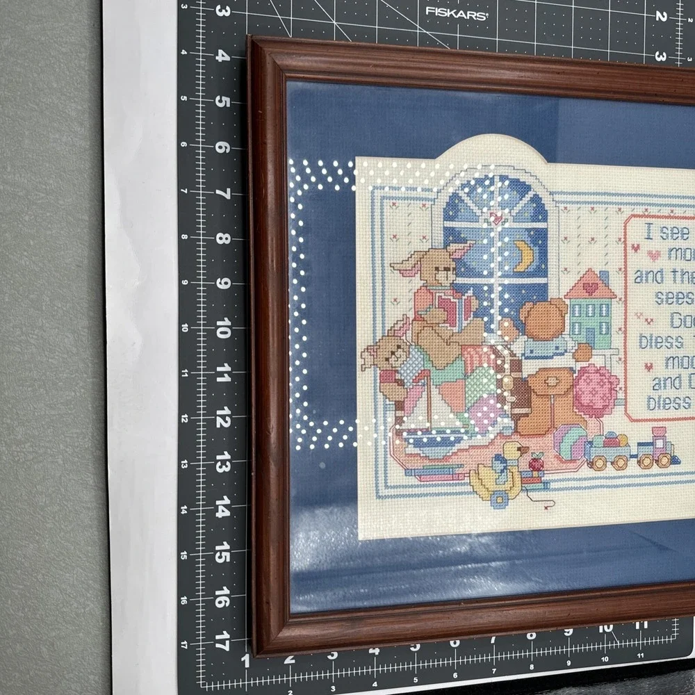 Framed Cross Stitch I See The Moon Dimensions 16